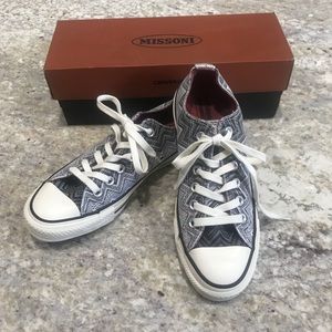 Size 6.5 women’s chevron converse